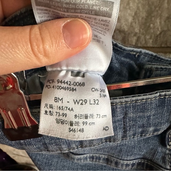 Levi Strauss Signature Mid Rise Straight Classic Blue Women's Jeans 8M - Picture 6 of 6